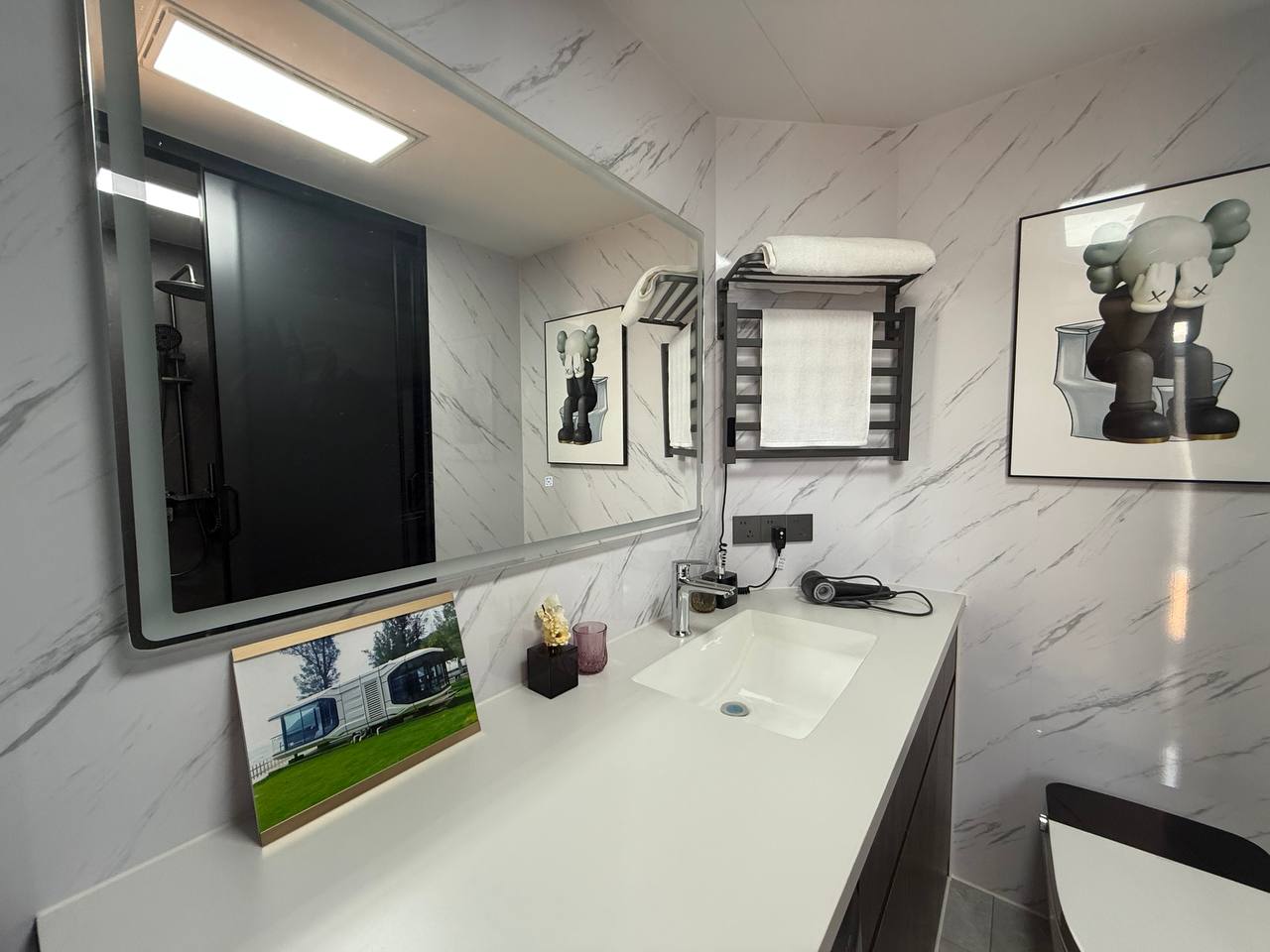 Gallery image 2
